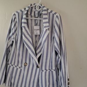 women plus size blazer